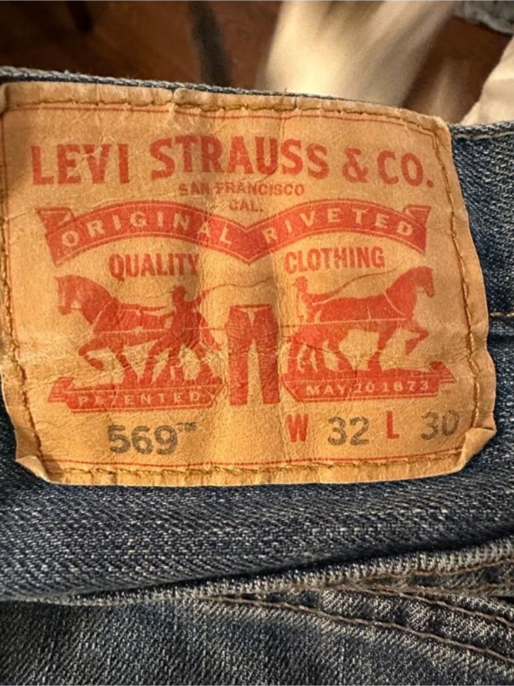 Levi’s 569 Loose Straight Jeans Men’s 32x30 Measures 34x29 Faded Blue Denim 2013 - Picture 8 of 15